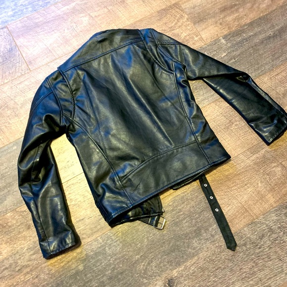 Beautiful handmade reworked leather jacket. - Picture 3 of 6